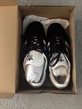 Adidas Pulseboost HD S.RDY: size 9.5